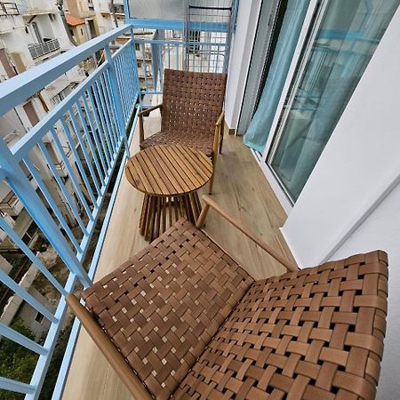 Agora Luxury Apartment 7 루트라키 외부 사진