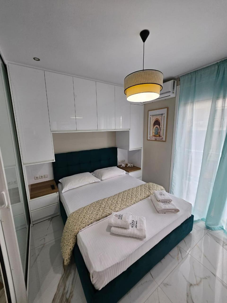 Agora Luxury Apartment 7 루트라키 외부 사진