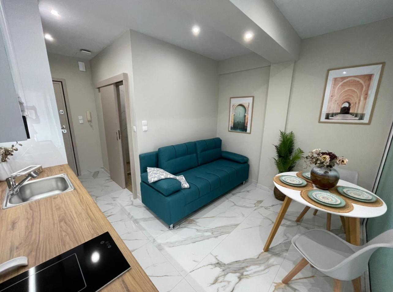 Agora Luxury Apartment 7 루트라키 외부 사진